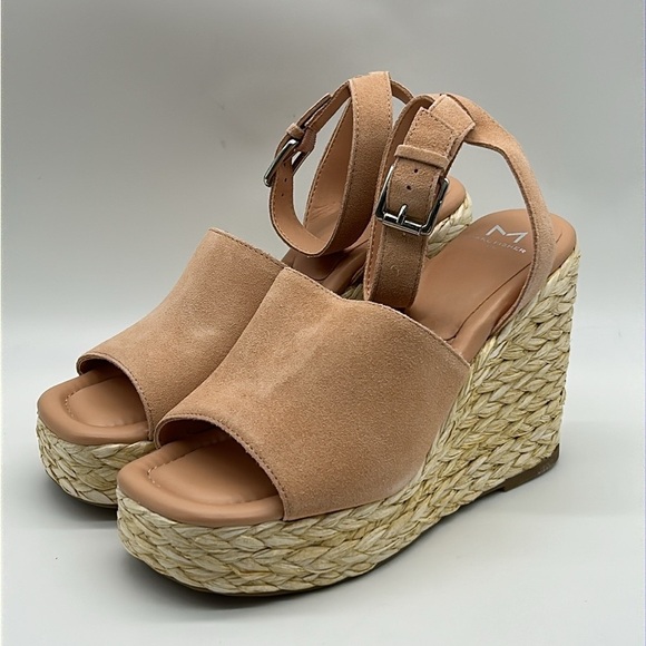 Marc Fisher LTD Nelly Wedge Sandals Light Natural Suede Size 8.5M NWT - Picture 4 of 9